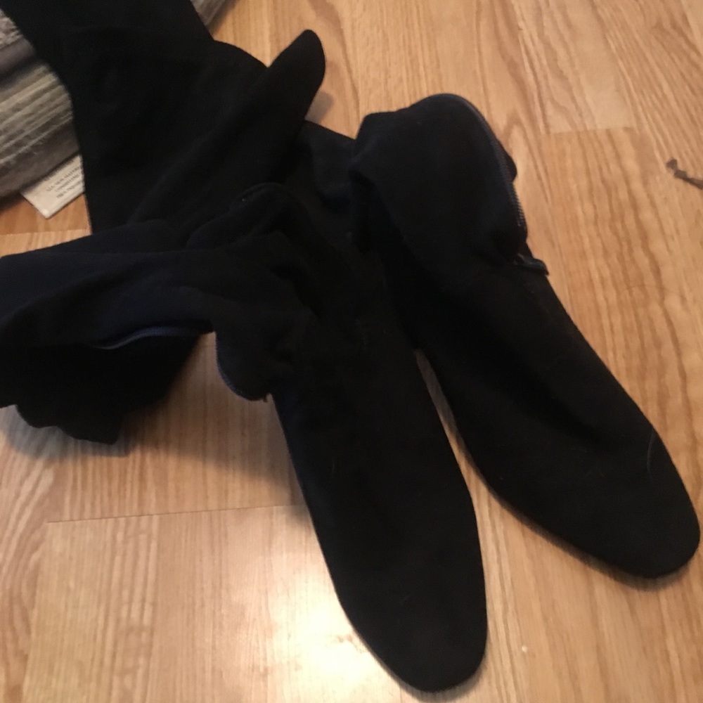 Black thigh highs